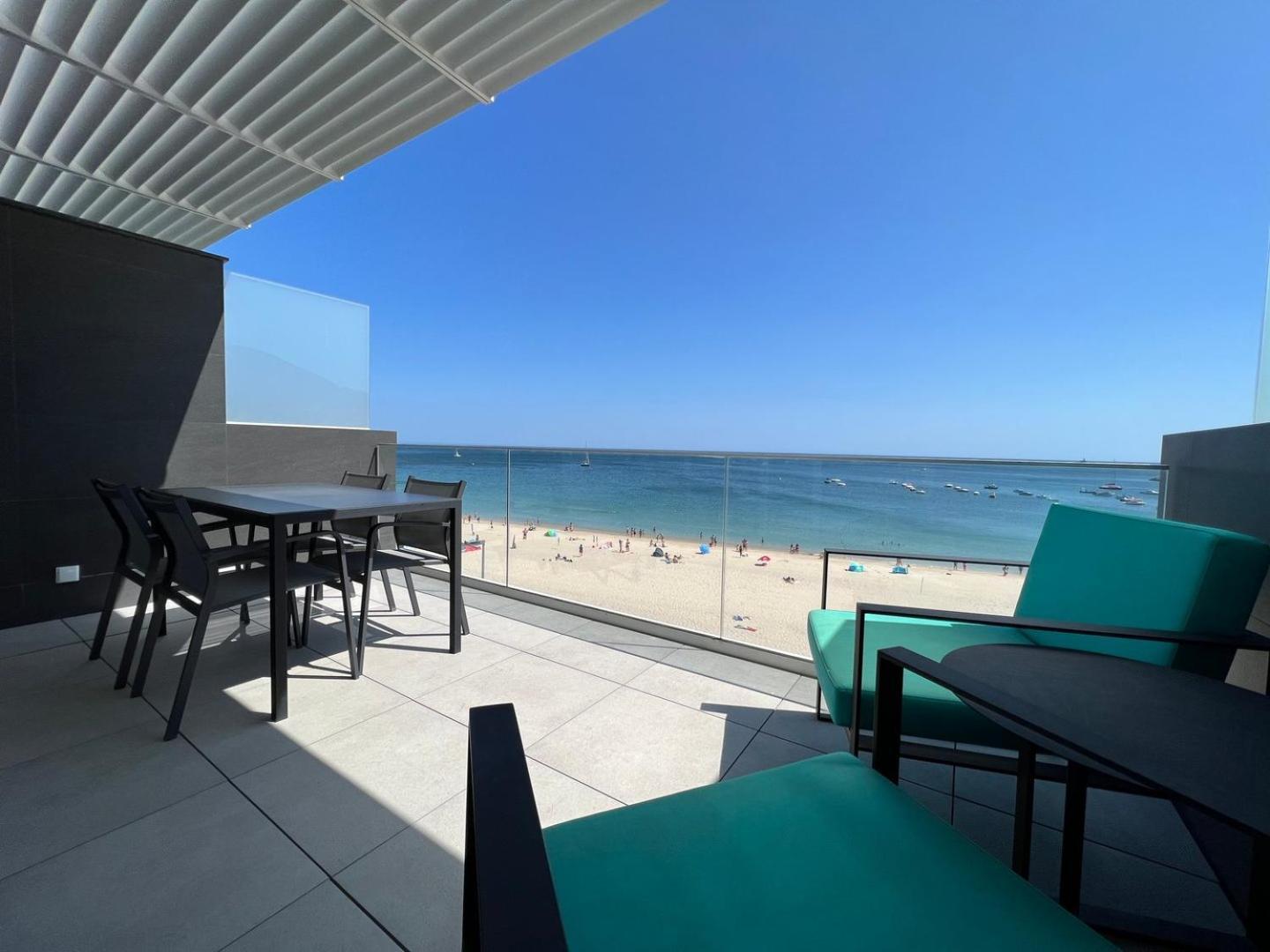 Guestready - Beachfront Naufrago'S Retreat 2 Sesimbra Exterior photo